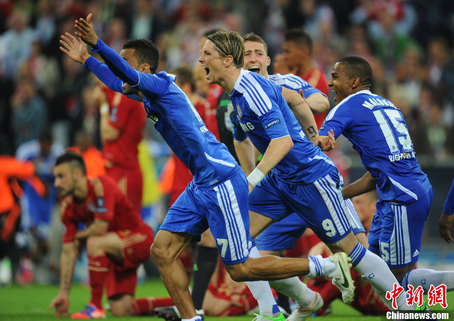  热刺新球场首迎德比，战平切尔西留悬念  