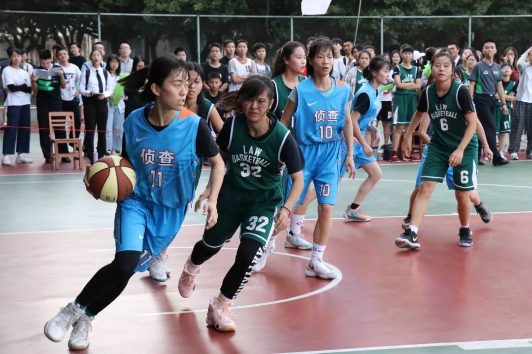  沃尔夫斯堡进攻多点开花，主场大胜提振士气