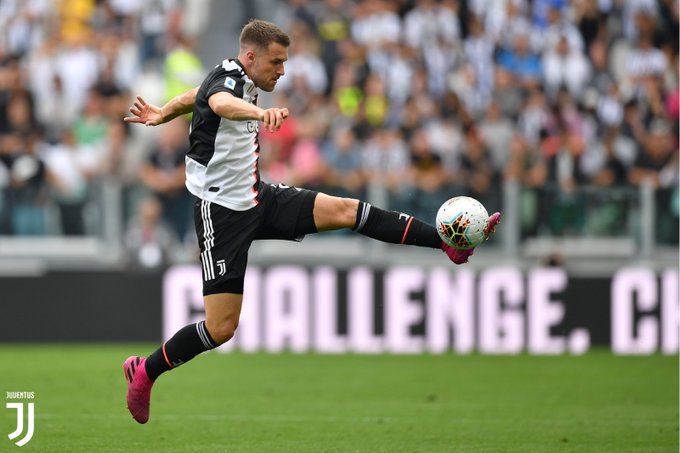  法甲年轻门将神勇发挥，多次扑救保住球队胜果